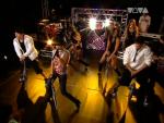 Rihanna - Umbrella (Live at VIVA 24.05.2007)  кадр