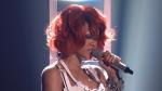 Rihanna feat. Britney Spears - S&amp;M (Live at Billboard Music Awards 2011) HDTV Feed 720p кадр
