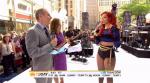 Rihanna - Interview and Only Girl (In The World) (Live on Today Show 27.05.2011) HDTVRip кадр