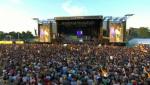 Rihanna - Live at V Festival 2011 Day 2  кадр