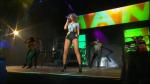 Rihanna - Whats My Name? (Live at V Festival 2011) HDTV 1080i кадр