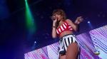 Rihanna - Live At Rock In Rio 23.09.2011 HDTVRip кадр