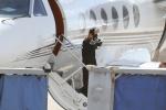 Rihanna прилетела в Барбадос 19 декабря 2012