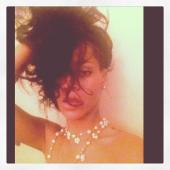 Rihanna на Instagram 