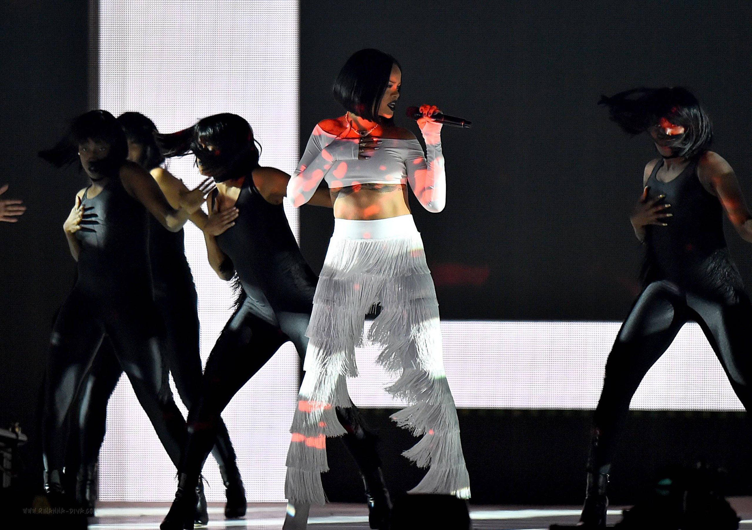 Rihanna на церемонии Brit Awards.