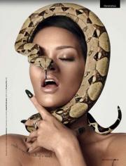 Rihanna вновь украсила обложку журнала GQ