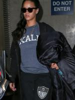 Rihanna покинула Нью-Йорк и прибыла в Лос-Анджелес