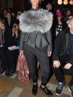 Rihanna на модном показе Lanvin в Париже - 27 февраля