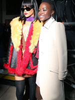 Rihanna на модном показе Miu Miu в Париже - 5 марта