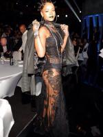 Rihanna на iHeartRadio Music Awards 2014 в Лос-Анджелесе