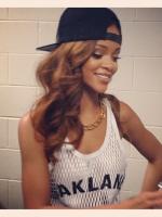 Rihanna за кулисами DWT в Ньюарке (28 апреля)