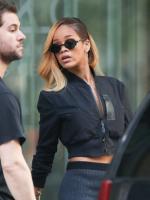 15 мая - Rihanna на съёмках рекламы пива Budweiser в Нью-Йорке