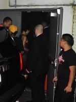 Rihanna покидает клуб PlayHouse в Лос-Анджелесе - 1 августа