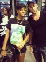 Rihanna на вечеринке KTZ в Нью-Йорке (23 августа)