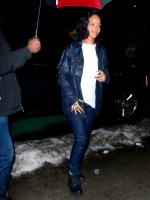 Rihanna покидает центр Barclays - 10 января 2014