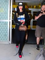 Rihanna в аэропорту JFK в Нью-Йорке - 29 июля 2014