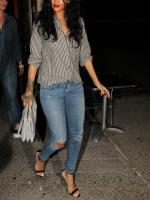 Rihanna направляется в ресторан Da Silvano в Нью-Йорке - 31 июля 2014