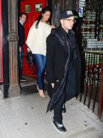 Рианна гуляет по Нью-Йорку - 5 января 2015