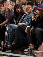 Rihanna на баскетбольном матче турнира «NBA All-Star Weekend»