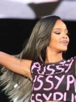 Rihanna выступила на фестивале Bergenhus Festning в Бергене (26 июля)