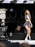 Rihanna выступила на фестивале Bergenhus Festning в Бергене (26 июля)