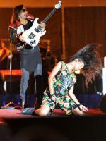 Рианна выступает в Пунта-Кана 27 октября 2013