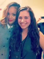 Rihanna посетила «Barrington High School» 21 марта