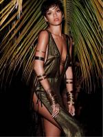 Rihanna на обложке журнала Vogue (Бразилия)