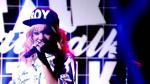 Rihanna - Talk That Talk (Live at The Jonathan Ross Show 03.03.2012) HDTVRip кадр