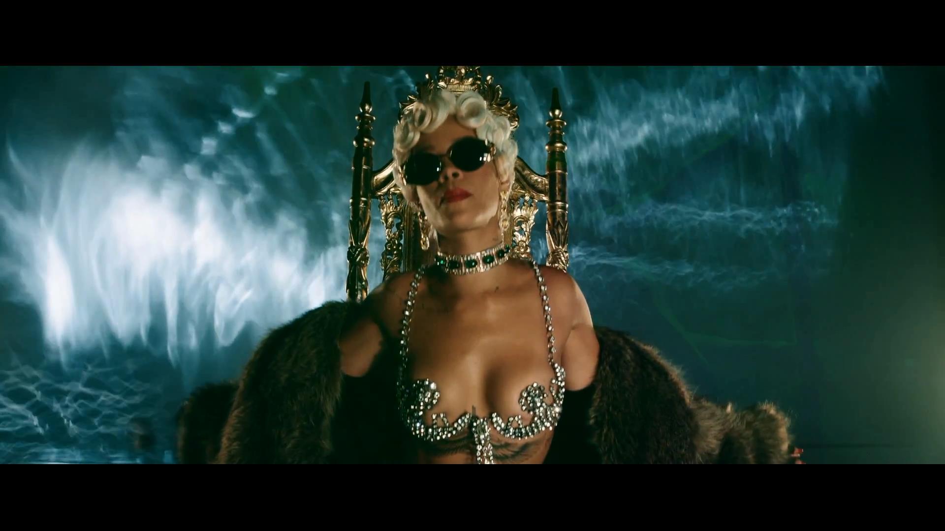 Rihanna pour it up скачать бесплатно mp3